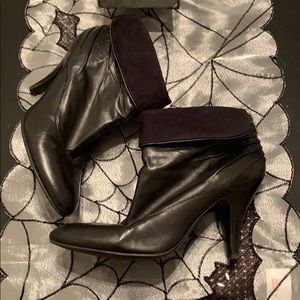 Nine West Ignatious Black Leather Booties